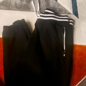 Joggers/sweats pants